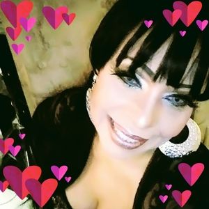 Meet your Posher, Estrellita